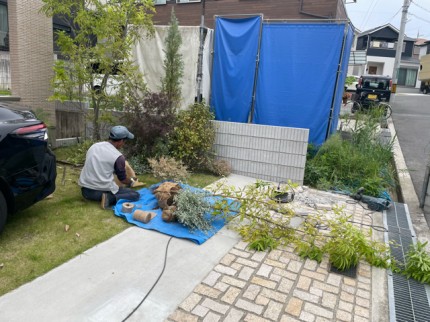 枚方のリフォーム外構植木保存